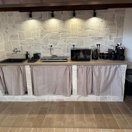 Morgana Sea Bed & Breakfast Катания Екстериор снимка