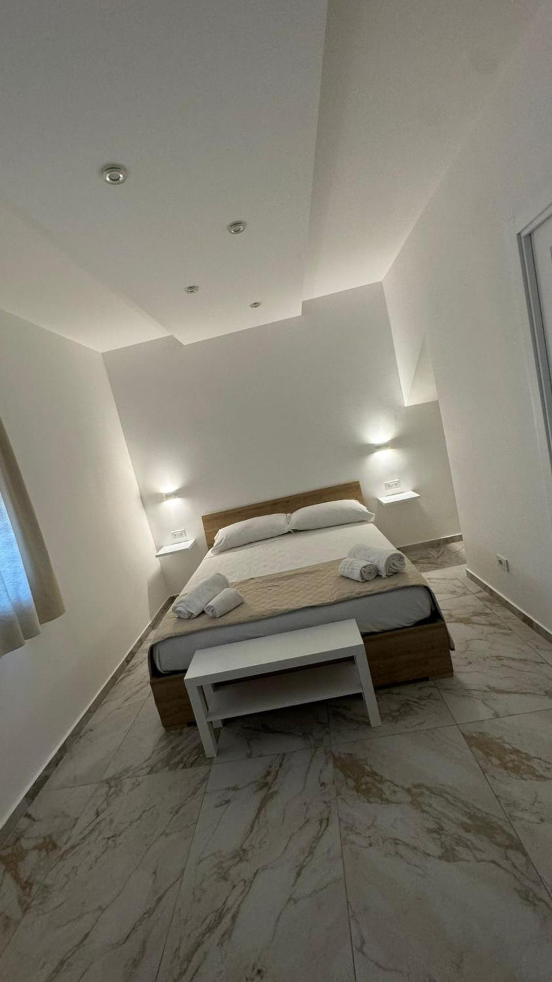 Morgana Sea Bed & Breakfast Катания Екстериор снимка